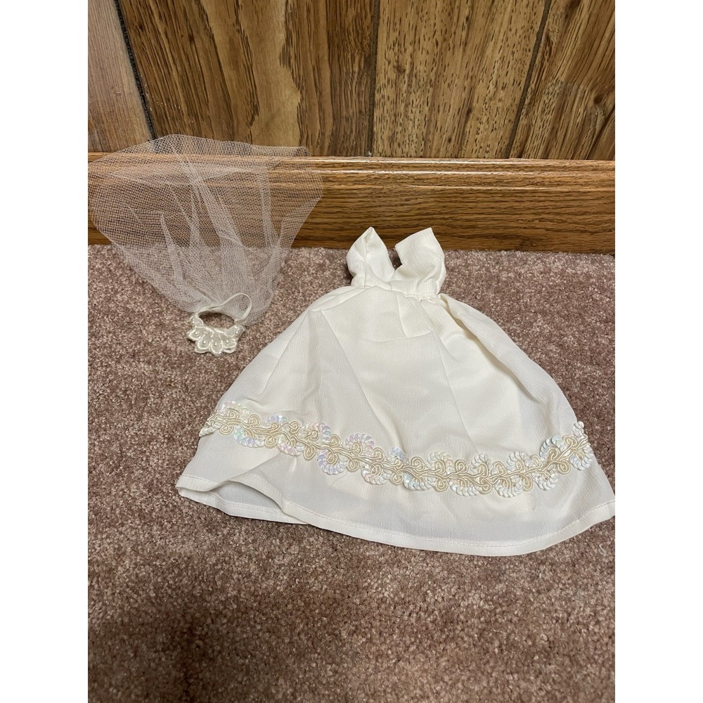 Vintage 1960s Barbie Doll Brides Wedding Dress With Vail & Sequence Y2k
